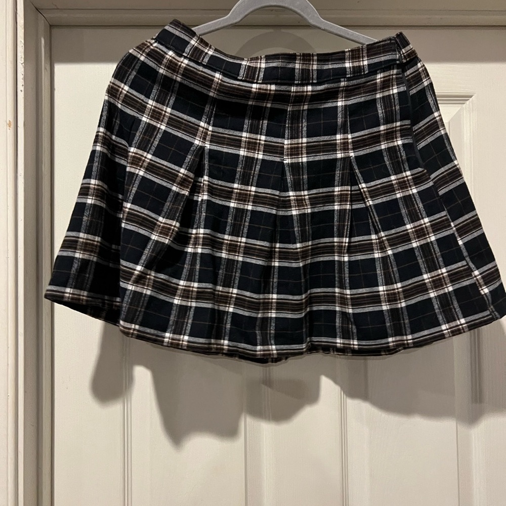 Hollister plaid skirt medium